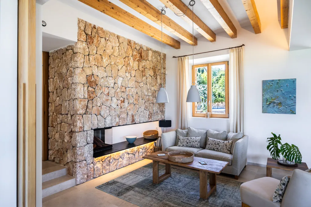 State of the art - Landhus i natursten med vinmark-7