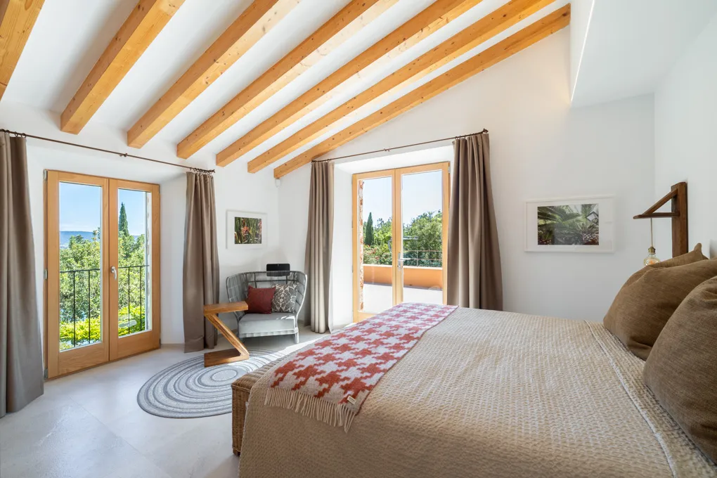 State of the art - Natural stone country house with vineyard-16