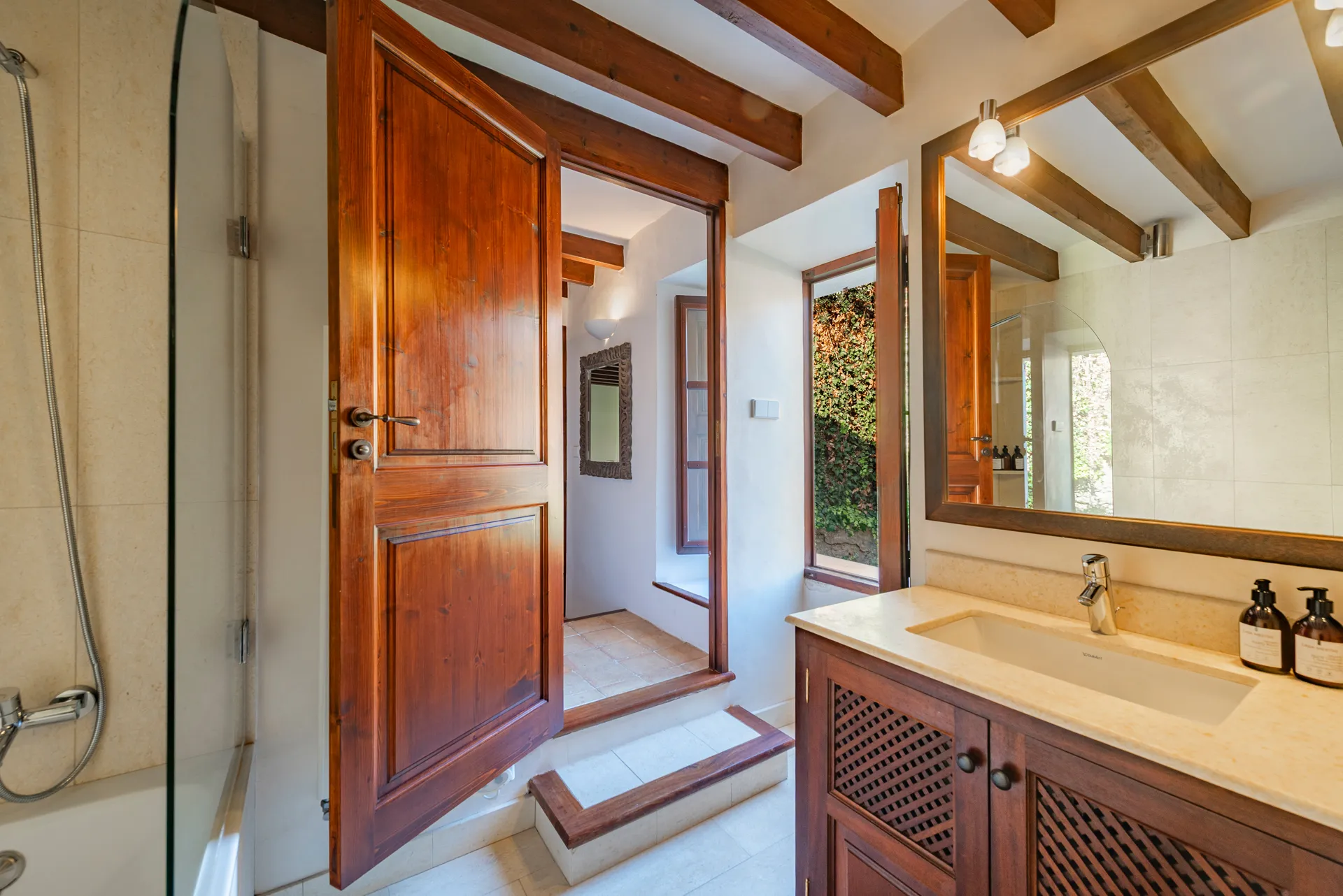 Casa Mestre, a un paso de la vida en Deià, con atractivo para inversionistas-20