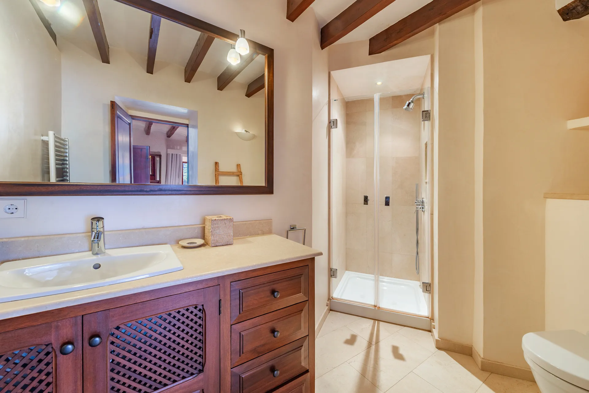 Casa Mestre, a un paso de la vida en Deià, con atractivo para inversionistas-17