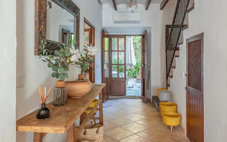 Casa Mestre, à un battement de cœur de la vie de Deià, avec attrait d'investissement