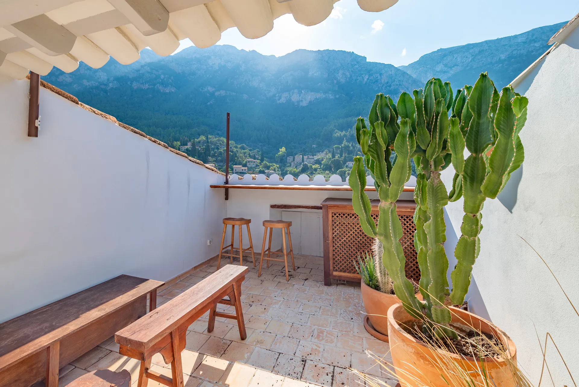 Casa Mestre, a un paso de la vida en Deià, con atractivo para inversionistas-26