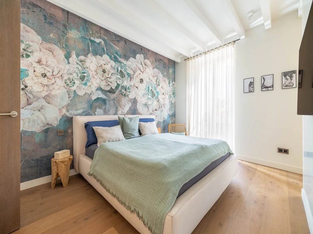 High-quality apartment with stylish flair, elevator and parking-6