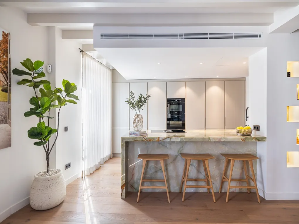 Apartament d'alta qualitat, elegant, amb ascensor i pàrquing-5