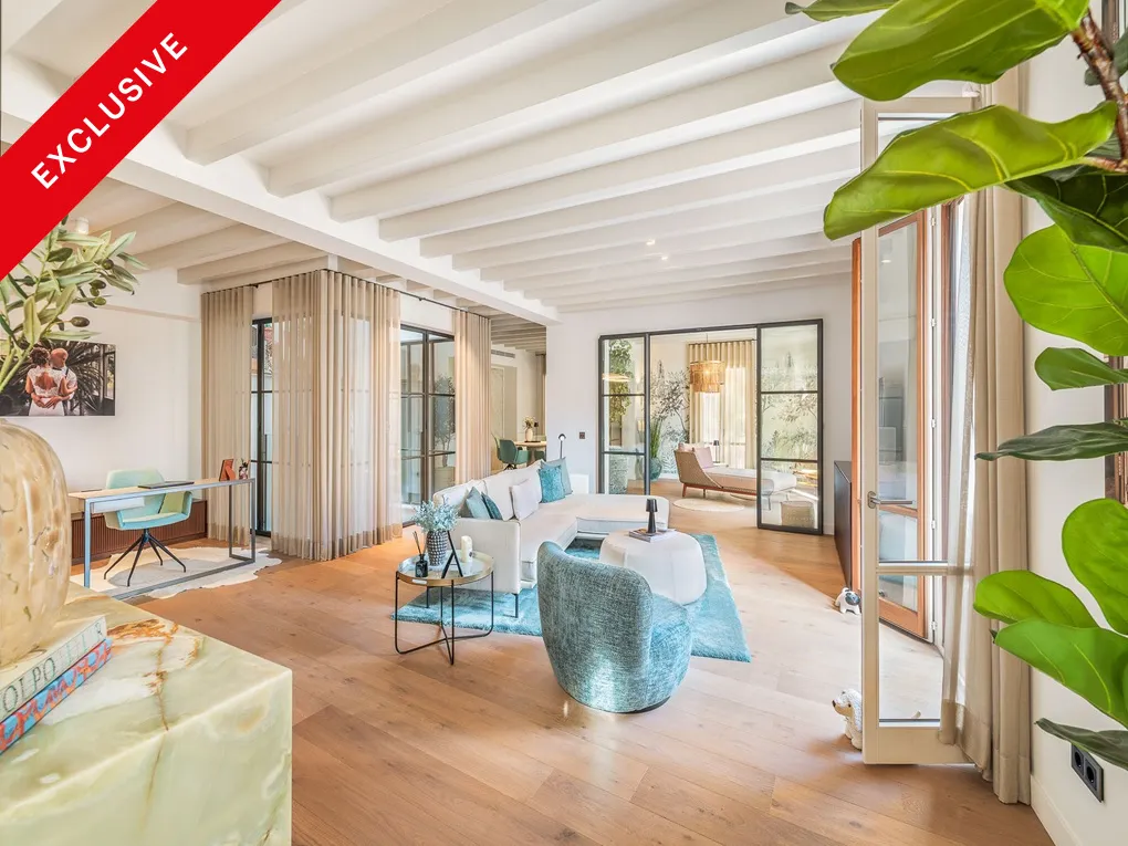 High-quality apartment with stylish flair, elevator and parking-1