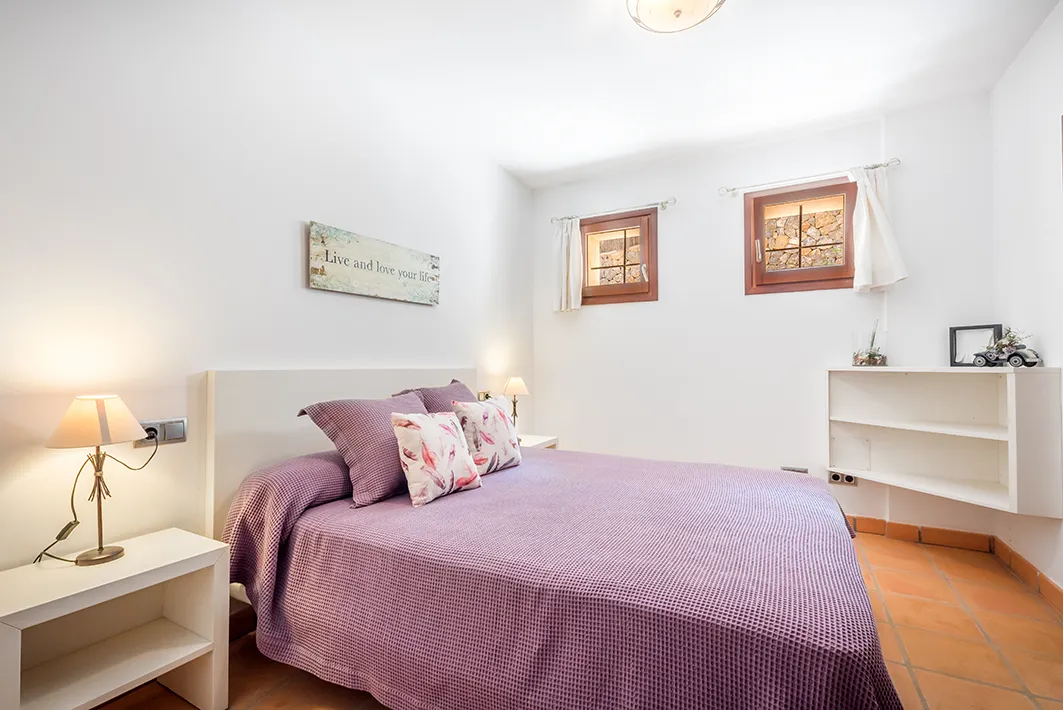 Charming Villa with sea views and rental license-13