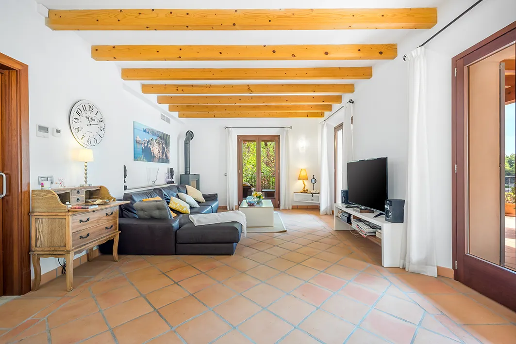 Charming Villa with sea views and rental license-4