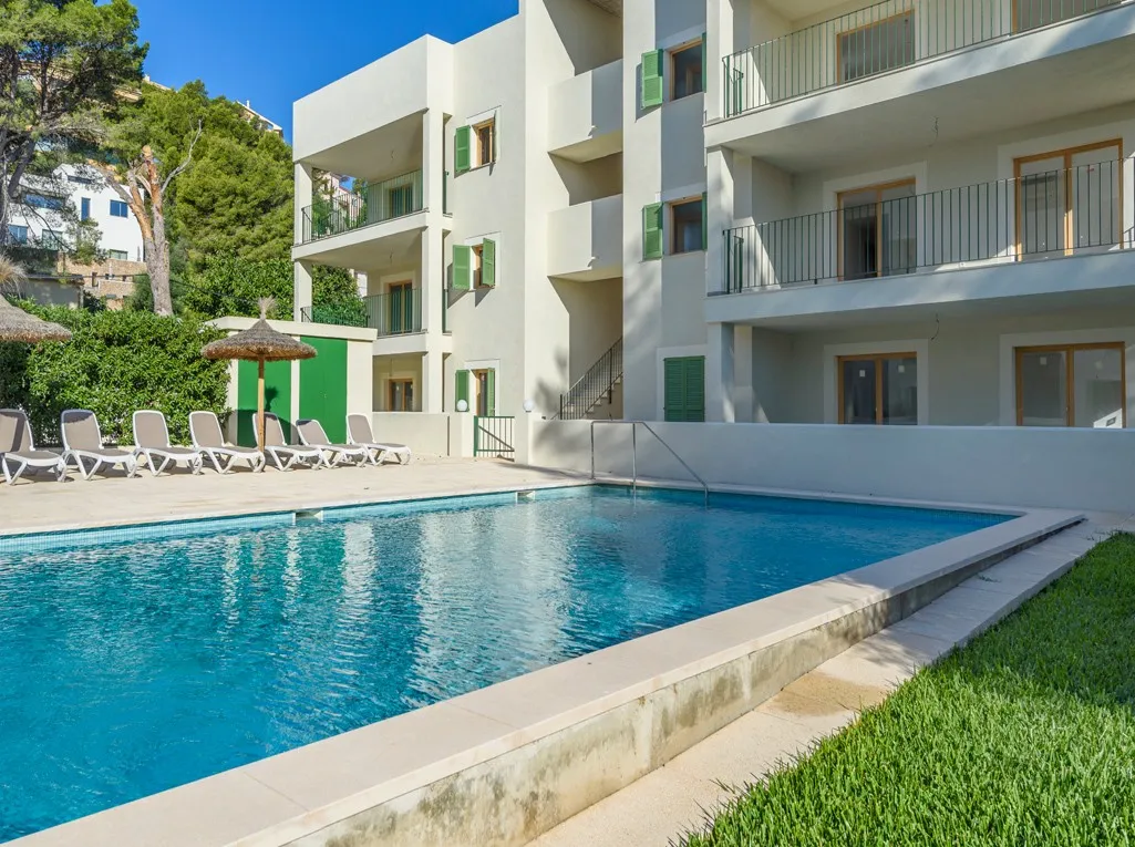 Nueva promoción de apartamentos con piscina comunitaria cerca del mar en Puerto Pollensa-3