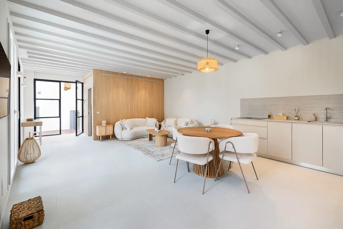 Appartement moderne et rénové avec terrasse calme et ascenseur-15