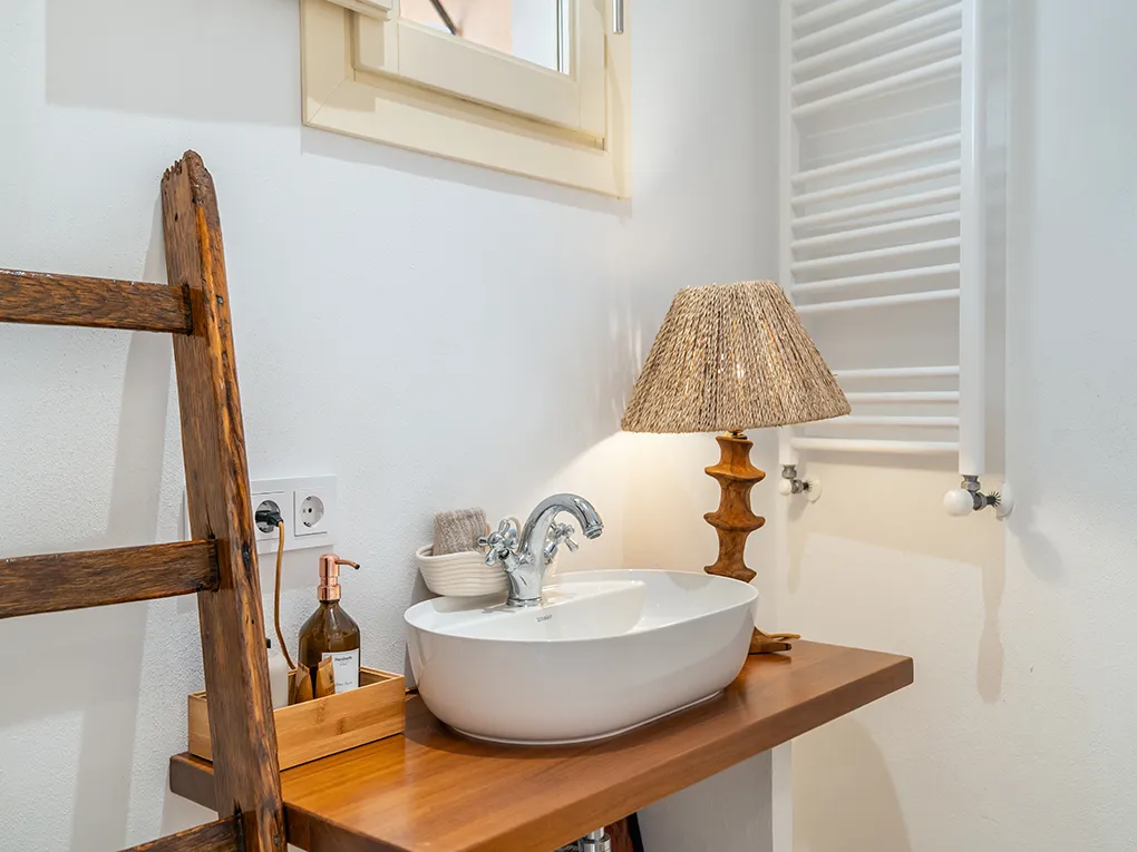 Charming village house in the heart of Ses Salines with an idyllic garden-9