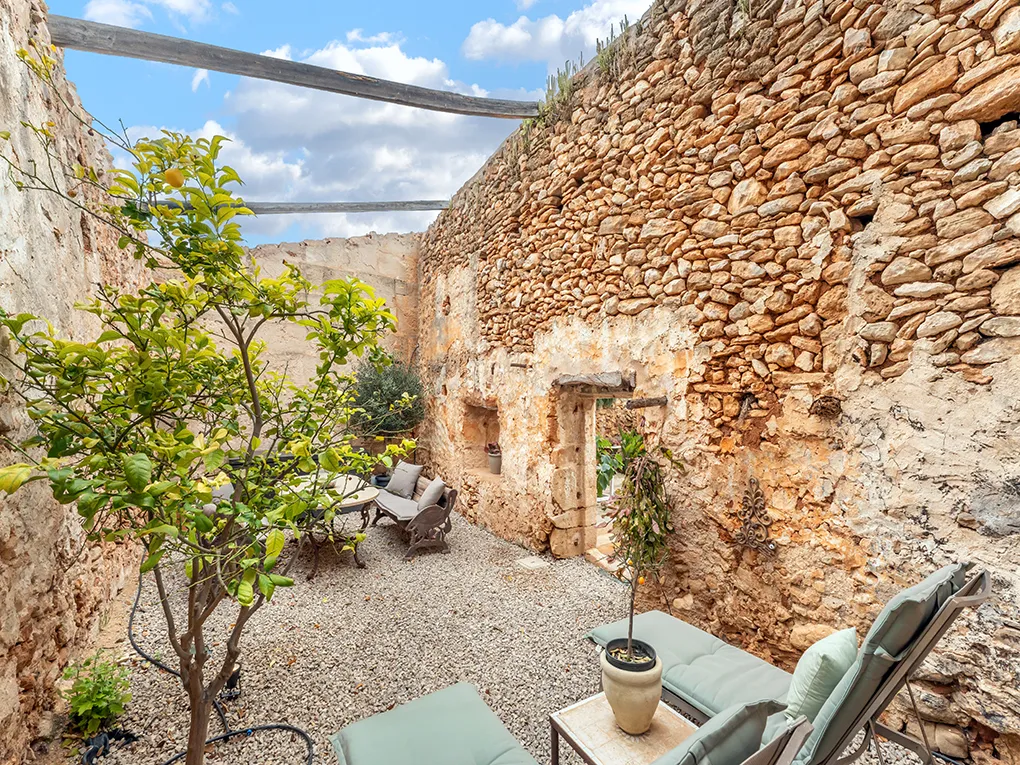 Charming village house in the heart of Ses Salines with an idyllic garden-14