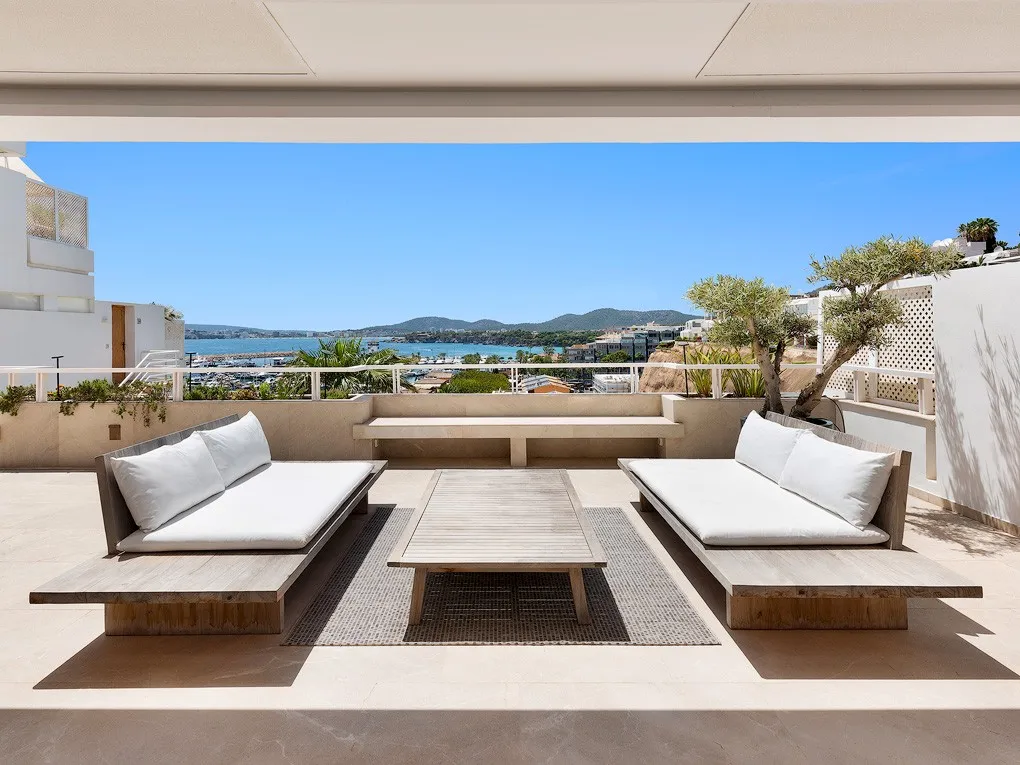 Luksusowe mieszkanie w doskonałej lokalizacji w porcie Portals-1