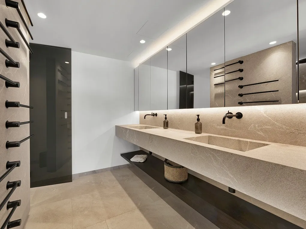 Lluciós apartament en una ubicació privilegiada en el port de Portals-11