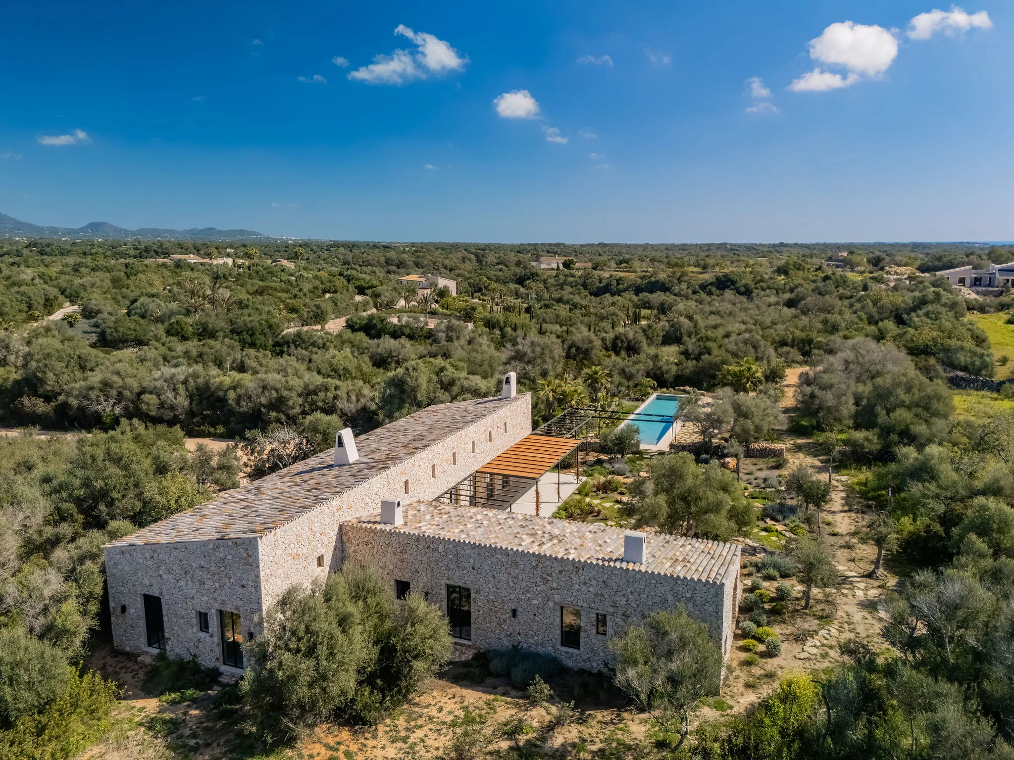 Moderna finca di nuova costruzione alla periferia di Santanyi-1