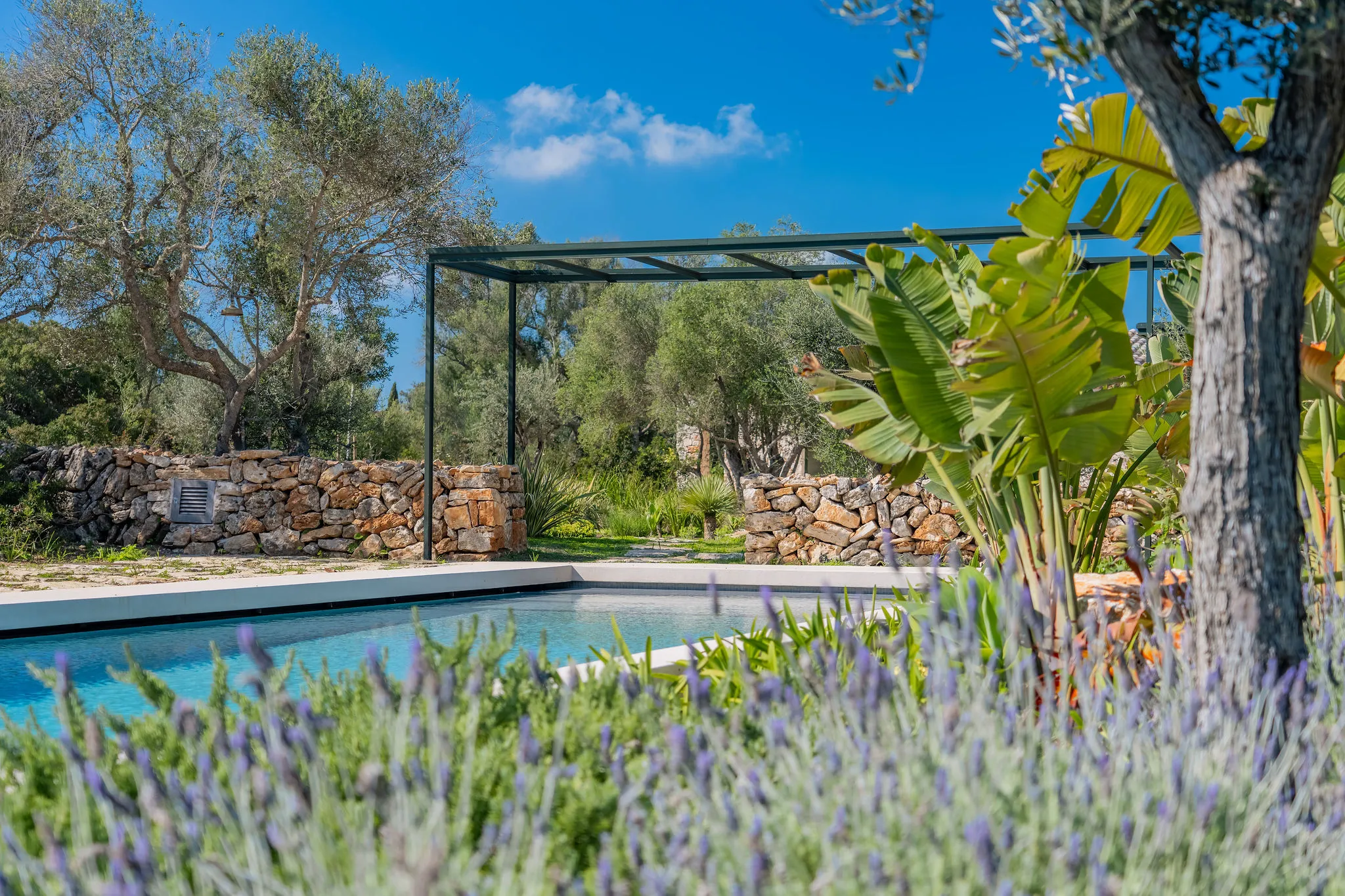 Moderna finca di nuova costruzione alla periferia di Santanyi-20