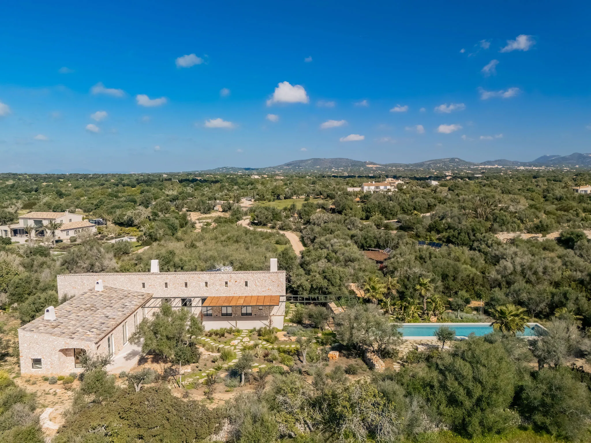 Moderna finca di nuova costruzione alla periferia di Santanyi-4
