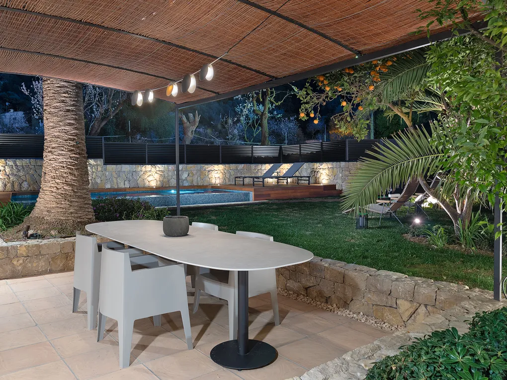 Timeless elegance – a refuge for the essentials-22