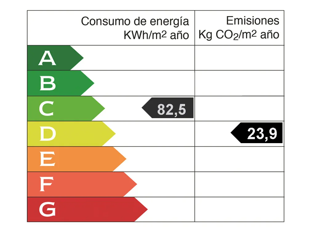 Villa en primera línea de mar cerca de Port Adriano-13