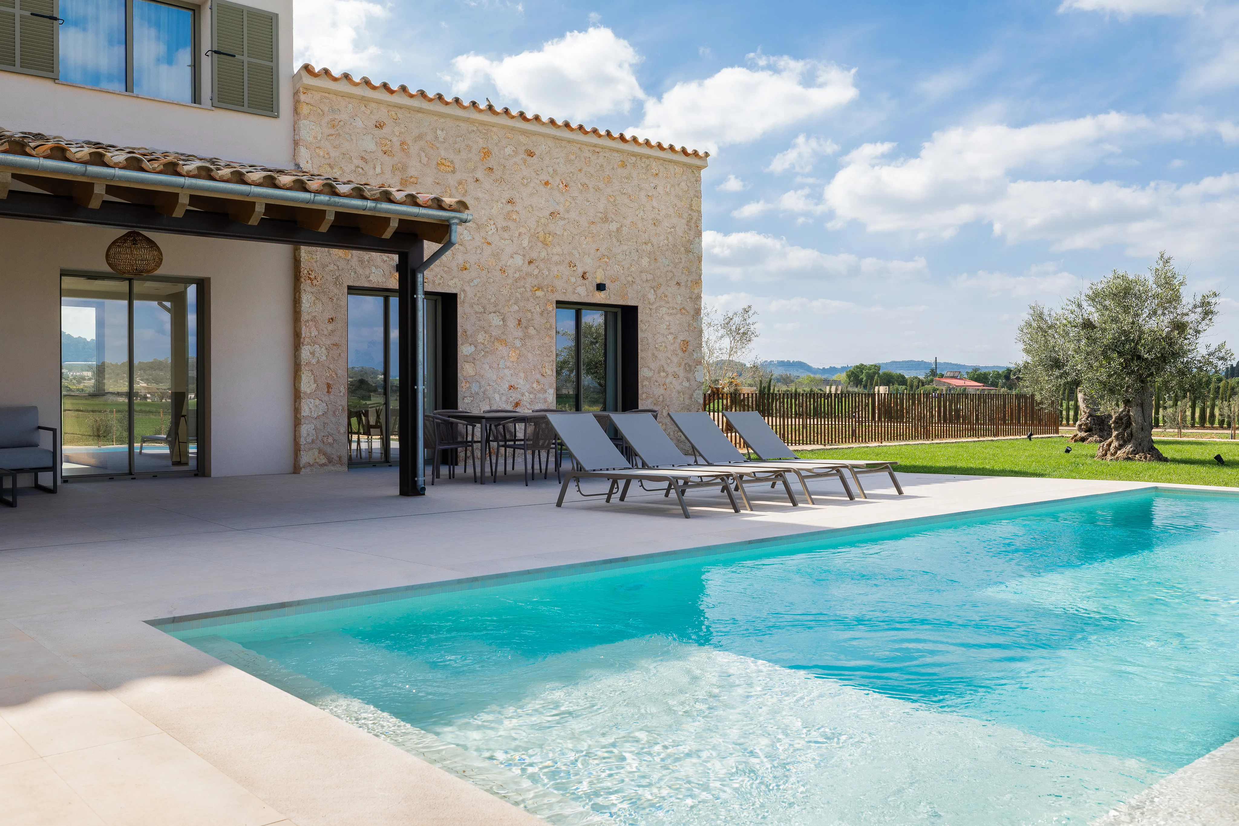 Nowa inwestycja: Piękny rustykalny dom wiejski w Sineu-1