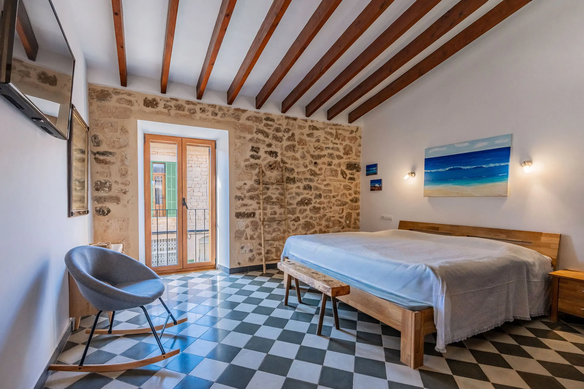 Kamienica z basenem w centrum Santanyí-8