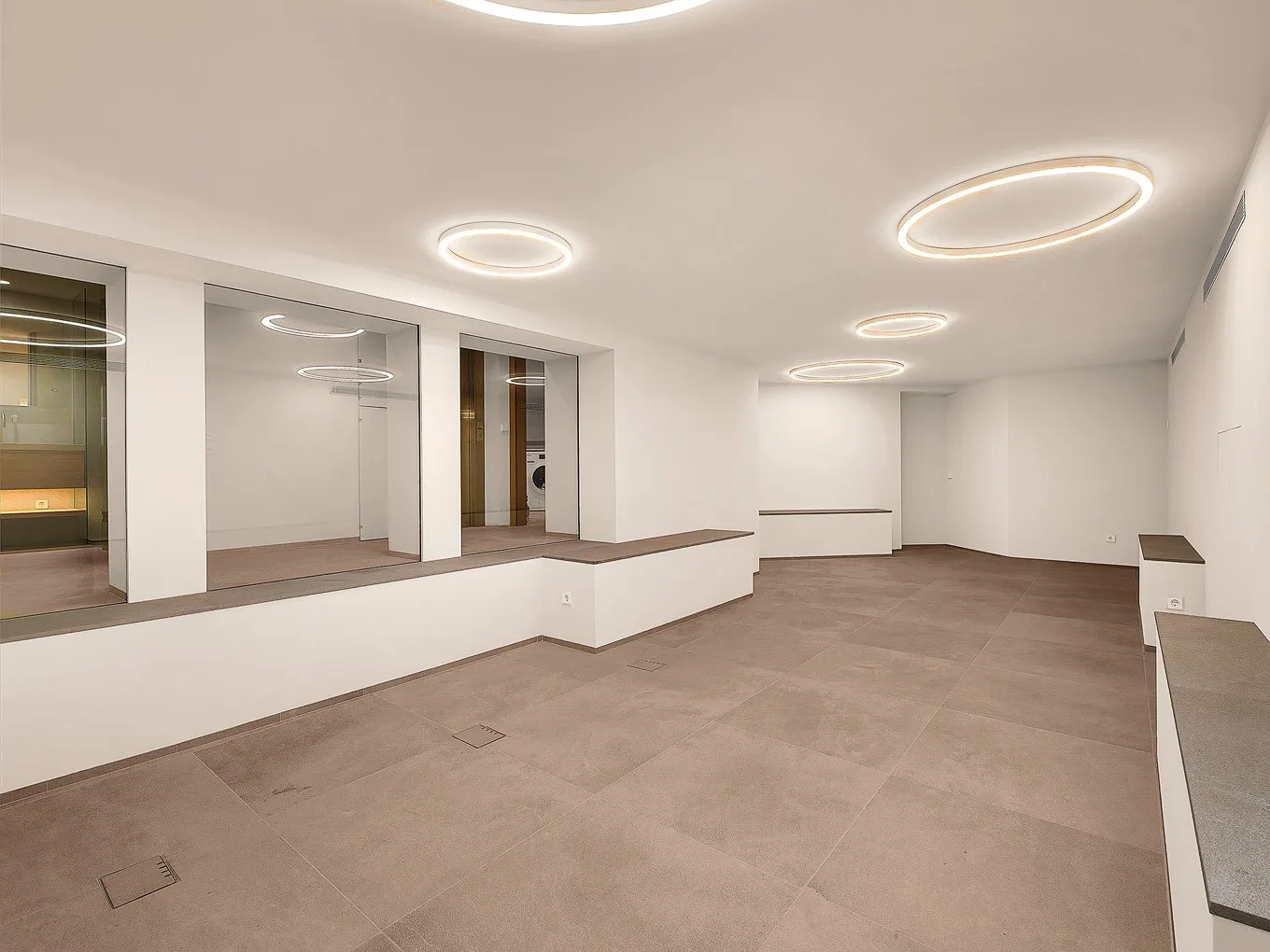 Villa con vistas al mar en exclusiva zona residencial-18