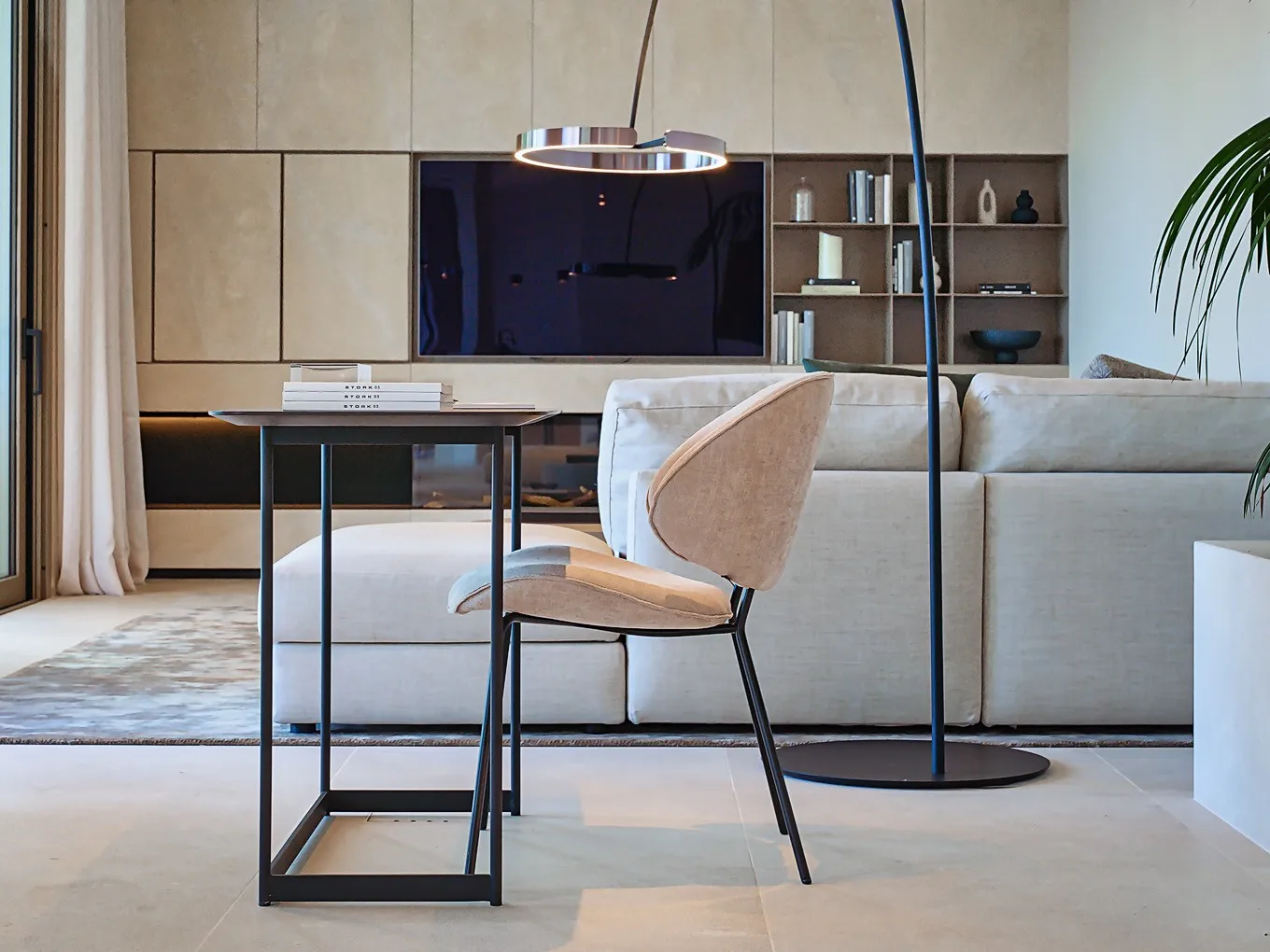 Villa con vistas al mar en exclusiva zona residencial-4