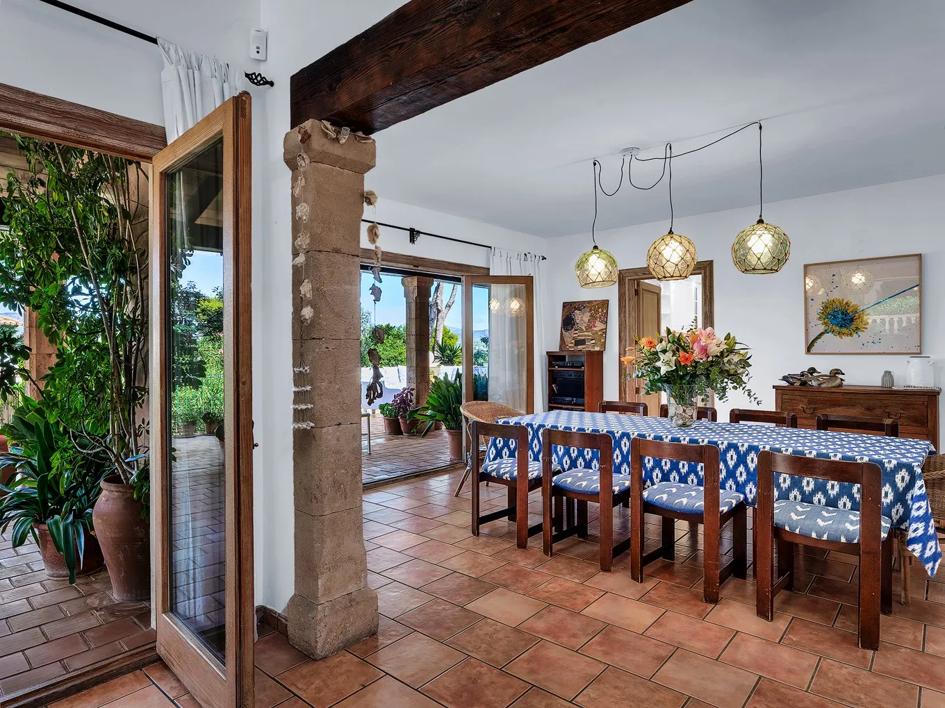 Mediterranean villa with plenty of privacy in a quiet location-7