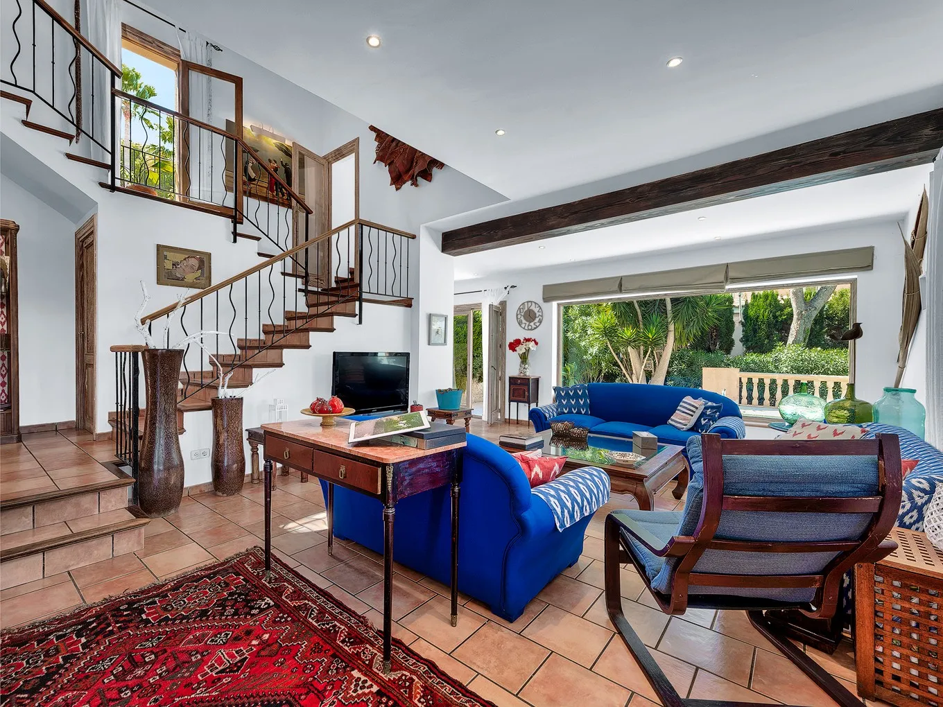 Mediterranean villa with plenty of privacy in a quiet location-5