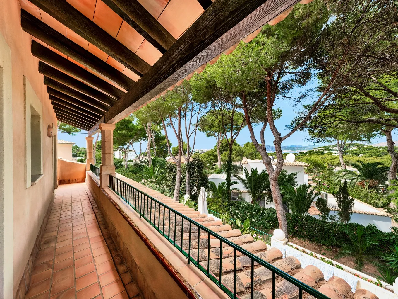 Mediterrane villa met veel privacy op een rustige locatie-20