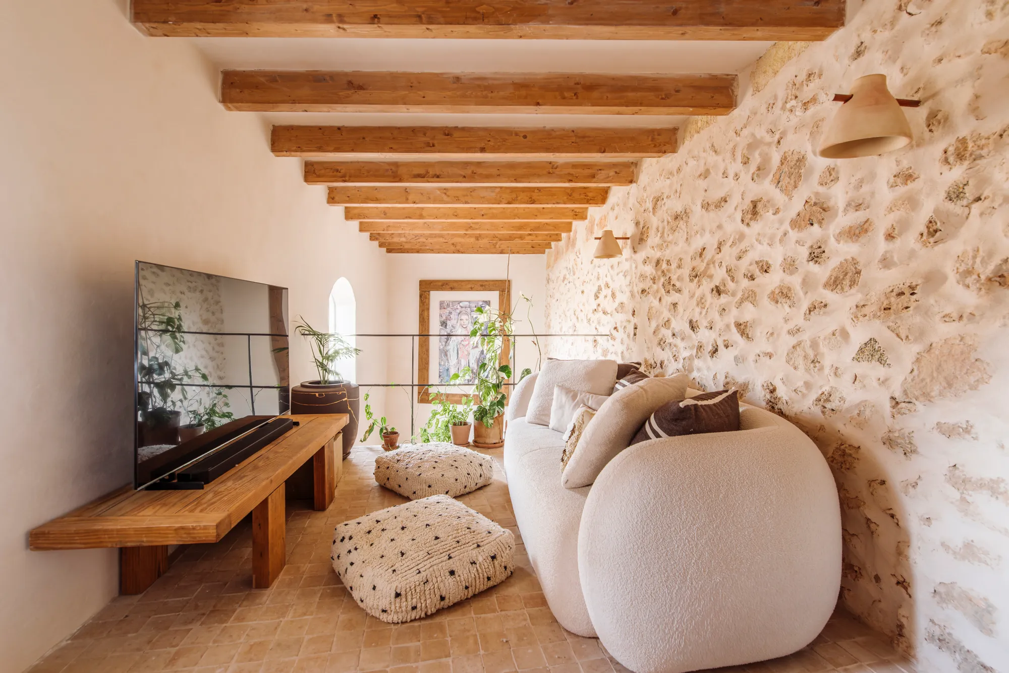 La cultura se encuentra con la modernidad: una joya arquitectónica para amantes del diseño-13