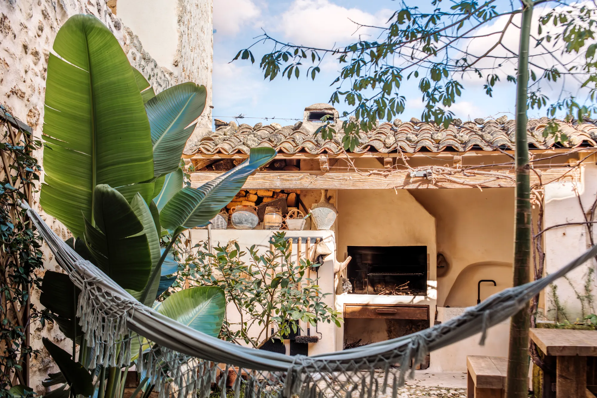 Heritage meets modernity: A masterpiece of mallorcan design-18