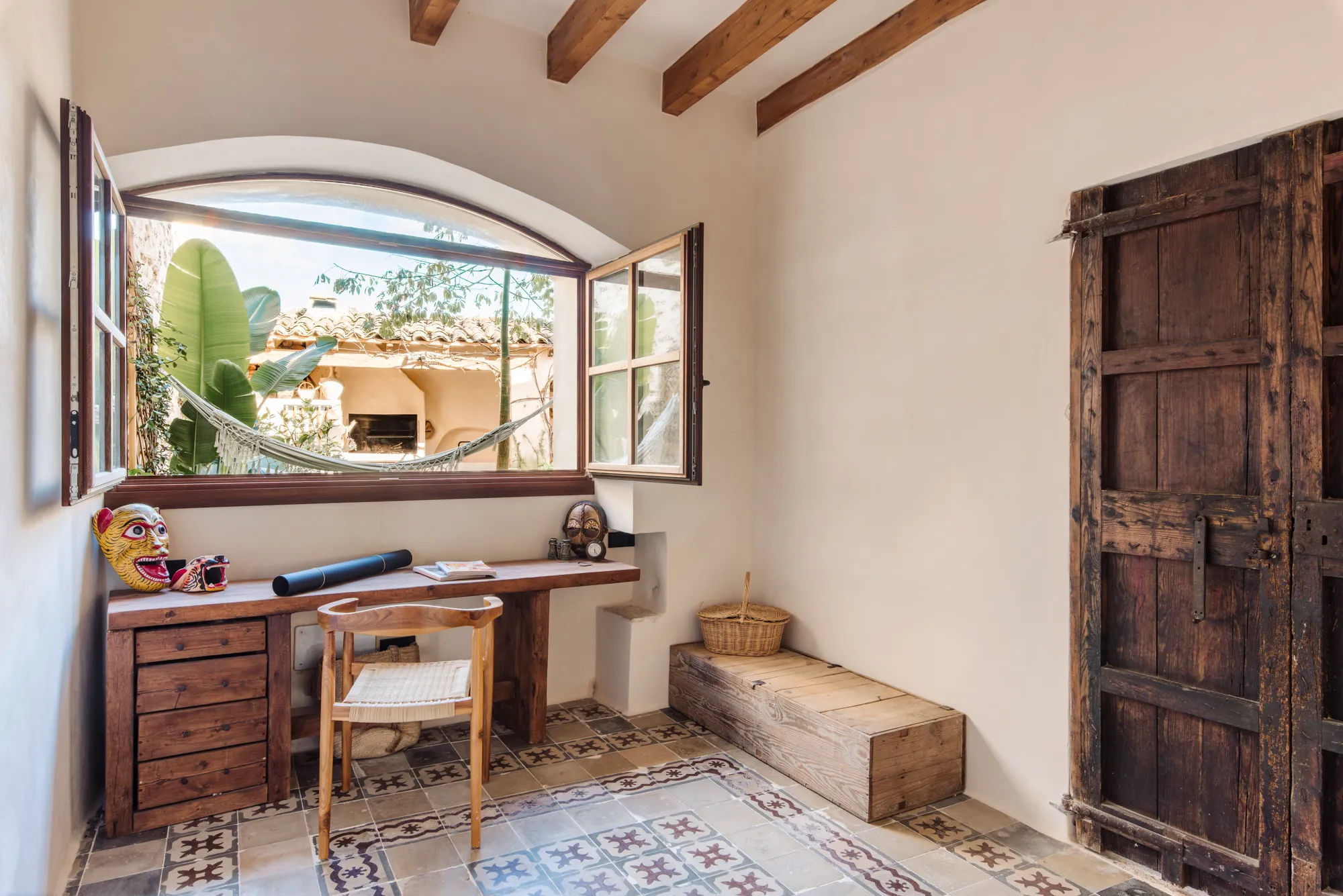 La cultura se encuentra con la modernidad: una joya arquitectónica para amantes del diseño-17