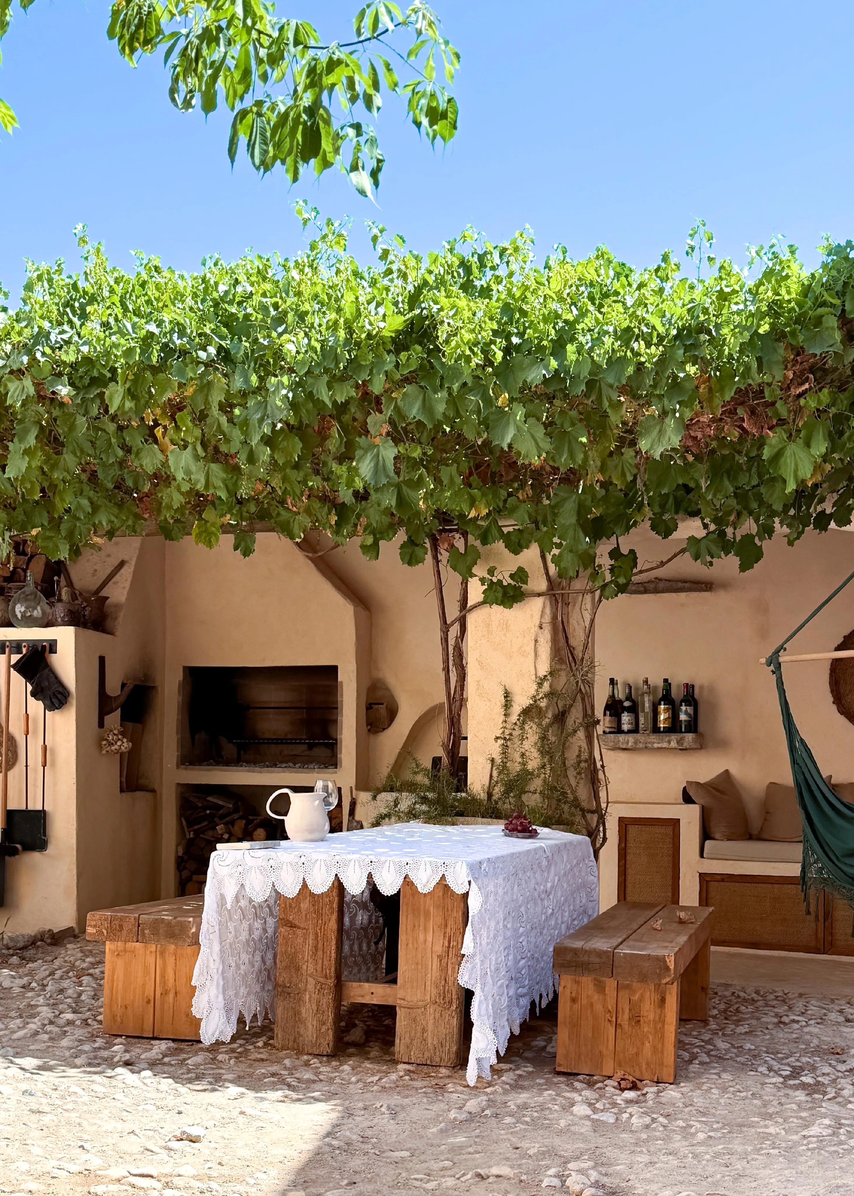 Historischer Charme trifft auf modernen Luxus in diesem mallorquinischen Stadthaus in Biniali-5