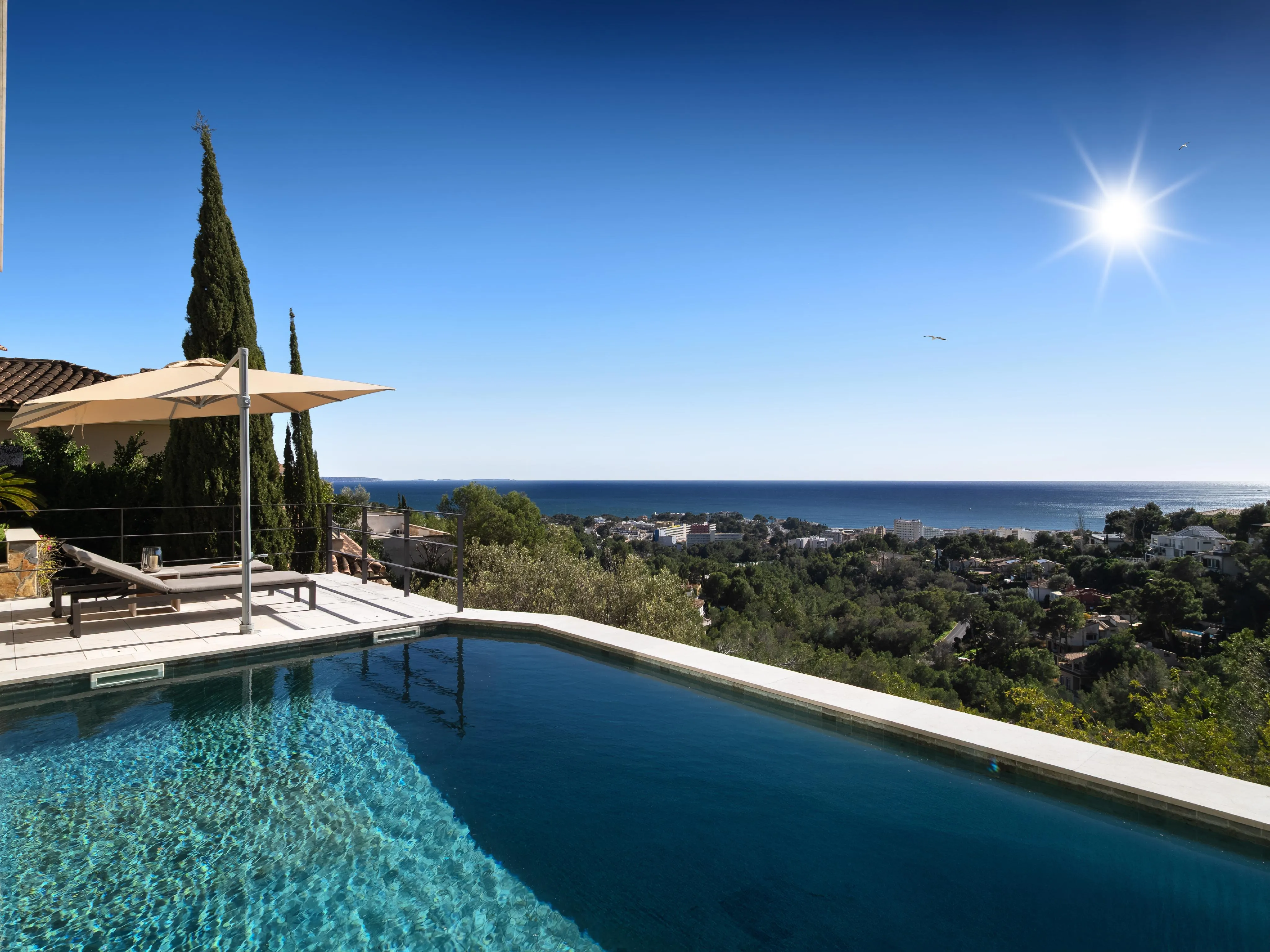 Exclusieve volledig gerenoveerde villa op toplocatie van Costa d'en Blanes-14