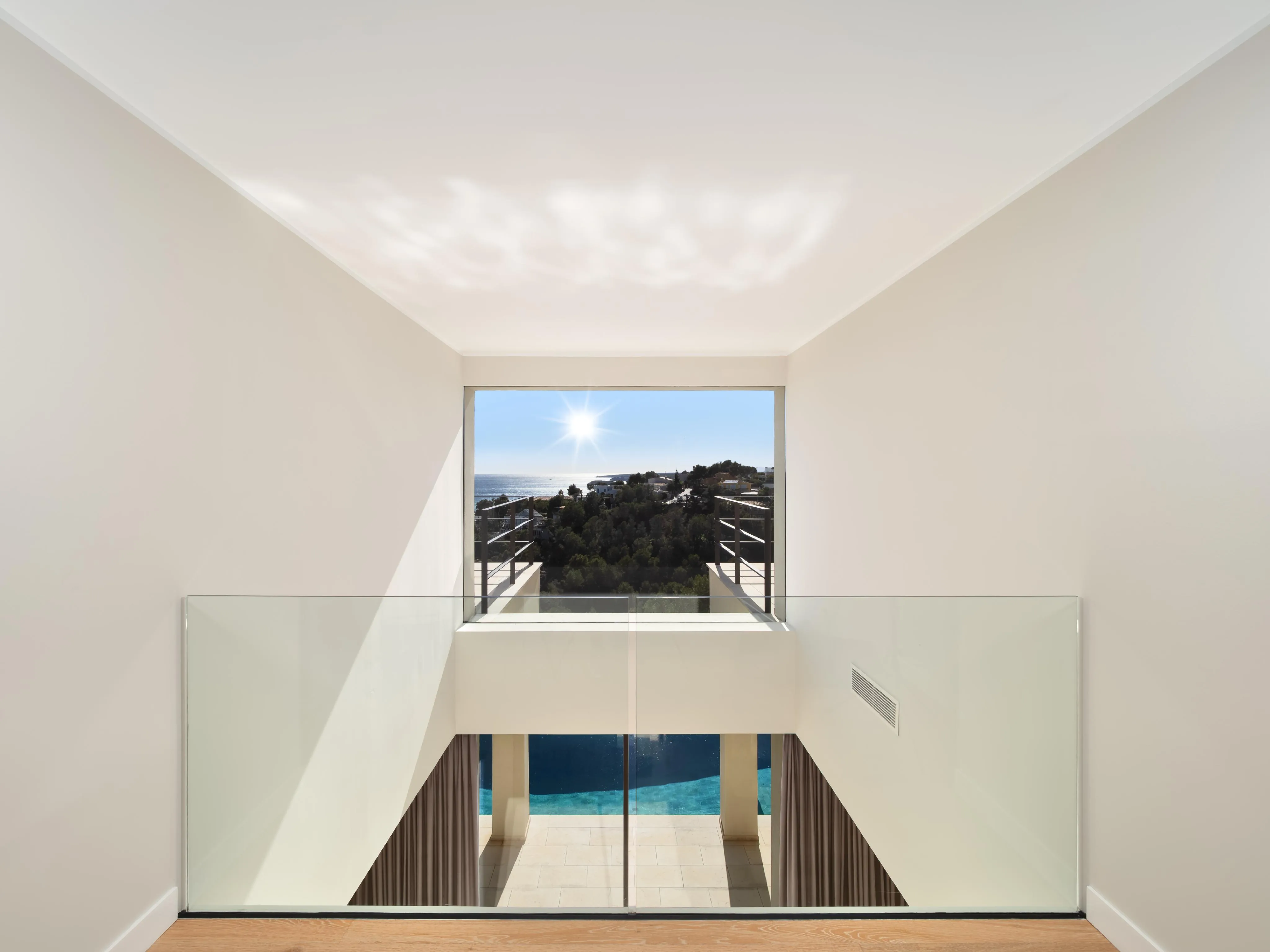 Villa exclusiva totalmente renovada en una ubicación privilegiada en Costa d'en Blanes.-8