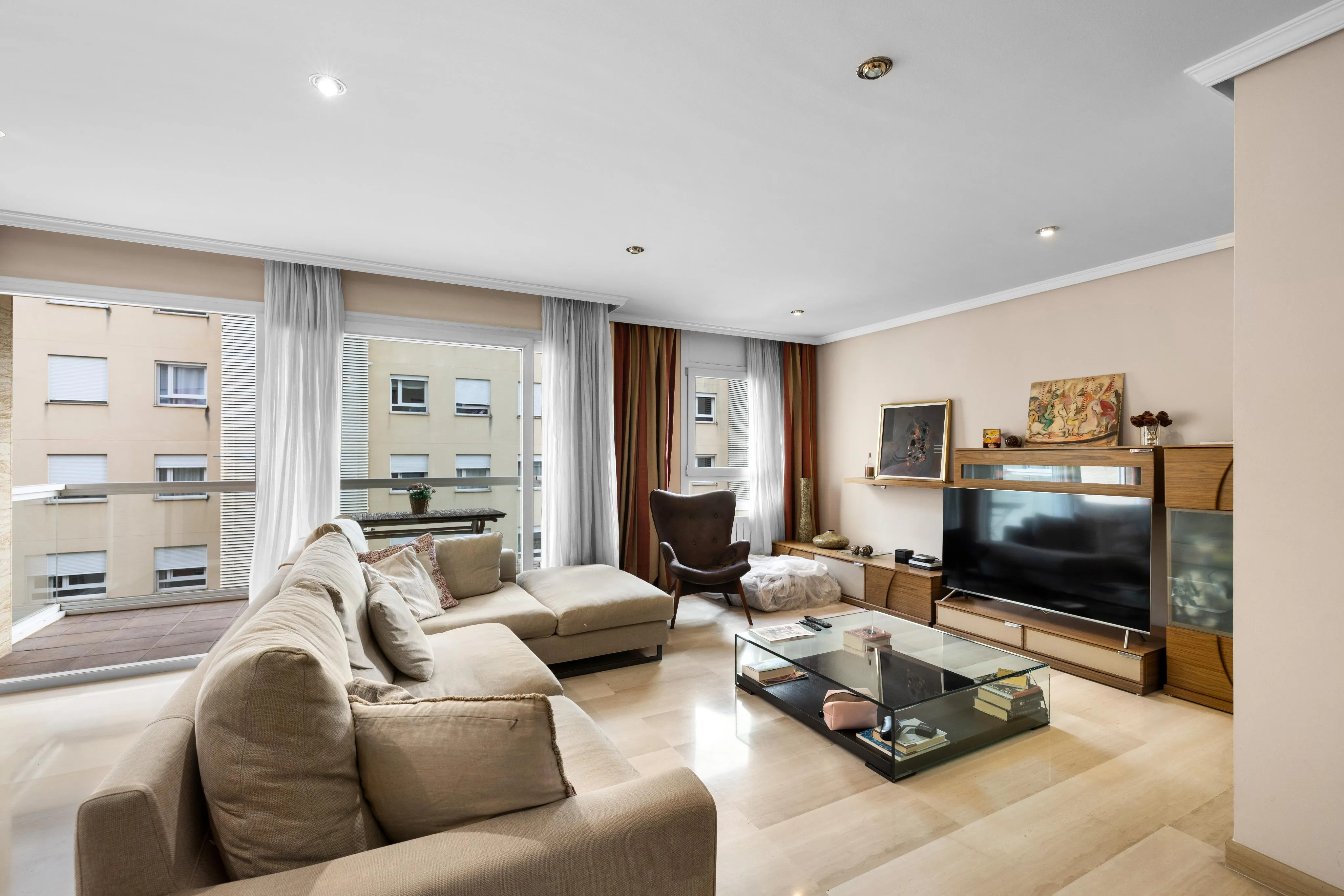 Spacious family apartment with terrace and parking in Son Espanyolet-2