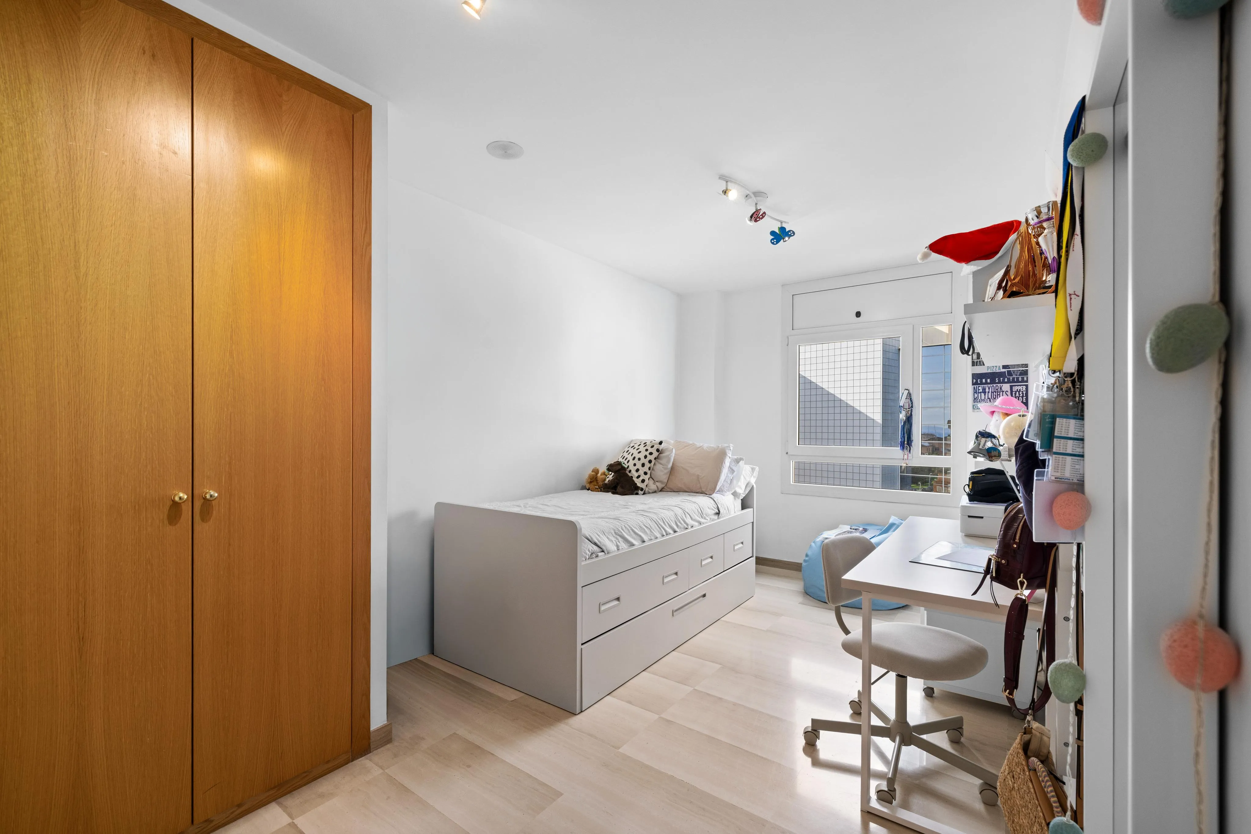 Spacious family apartment with terrace and parking in Son Espanyolet-10