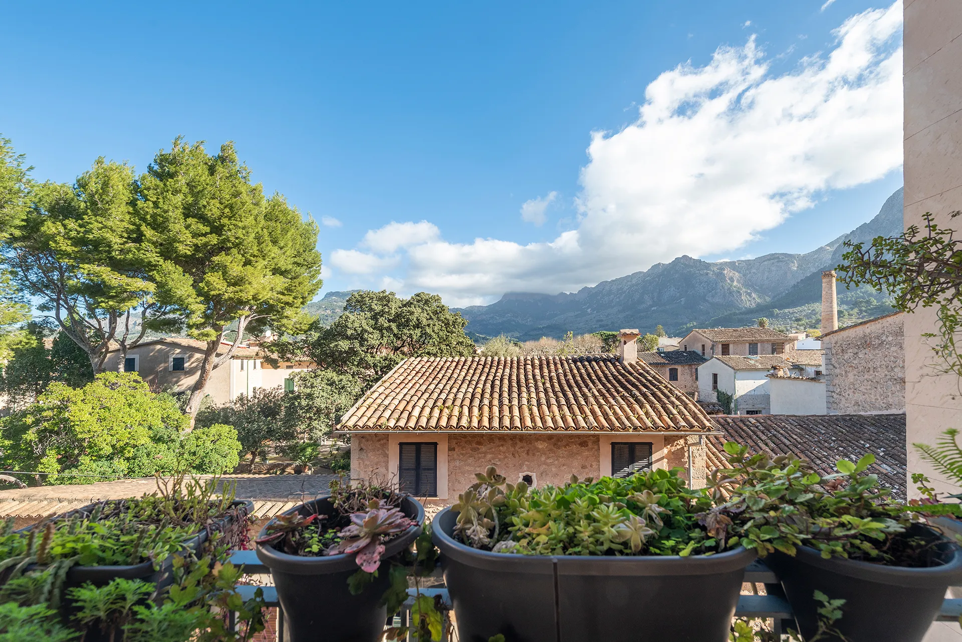 Ljus lägenhet med terrass, pool och utsikt i hjärtat av Sóller-14