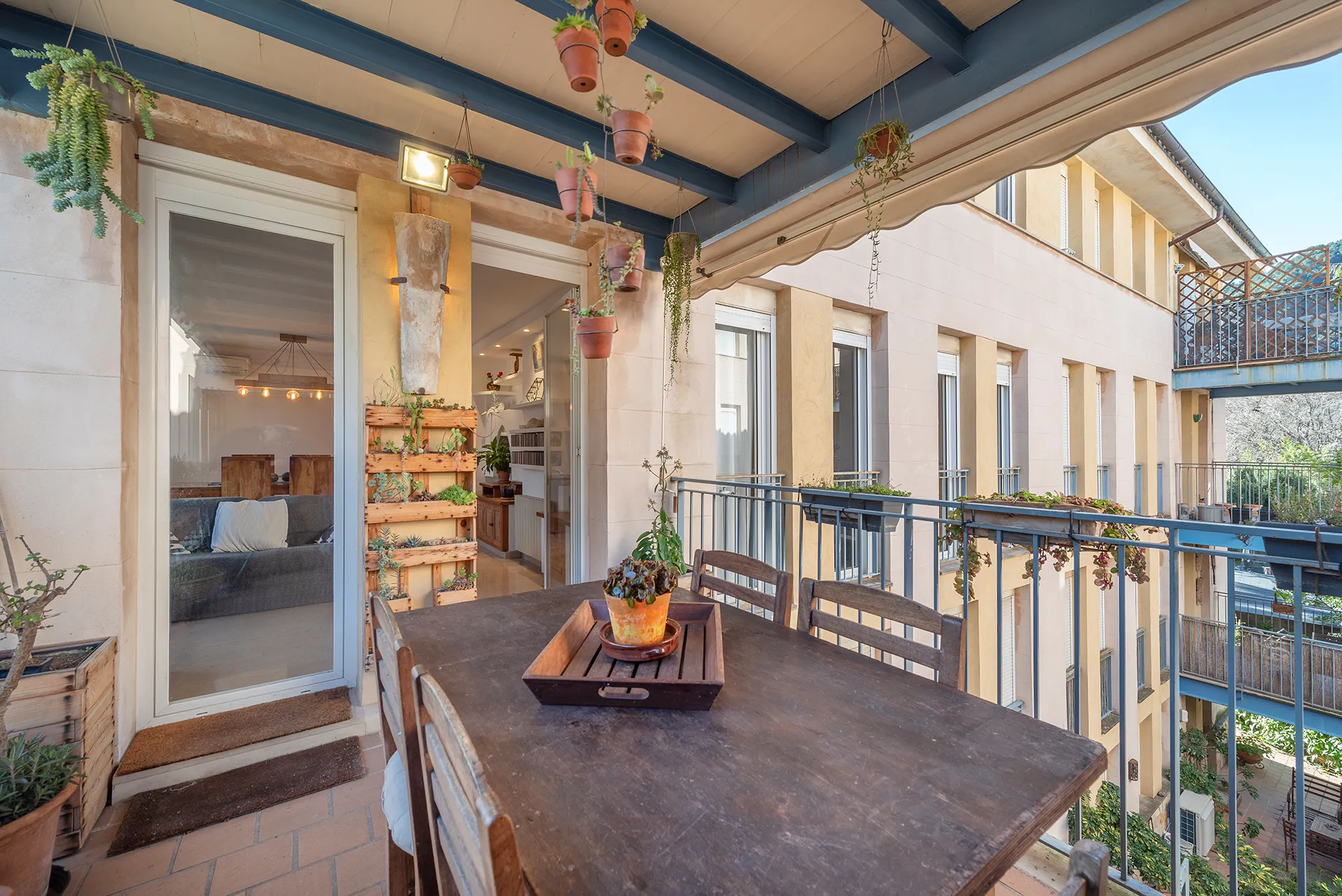 Licht appartement met terras, zwembad & uitzicht in het hart van Sóller-13