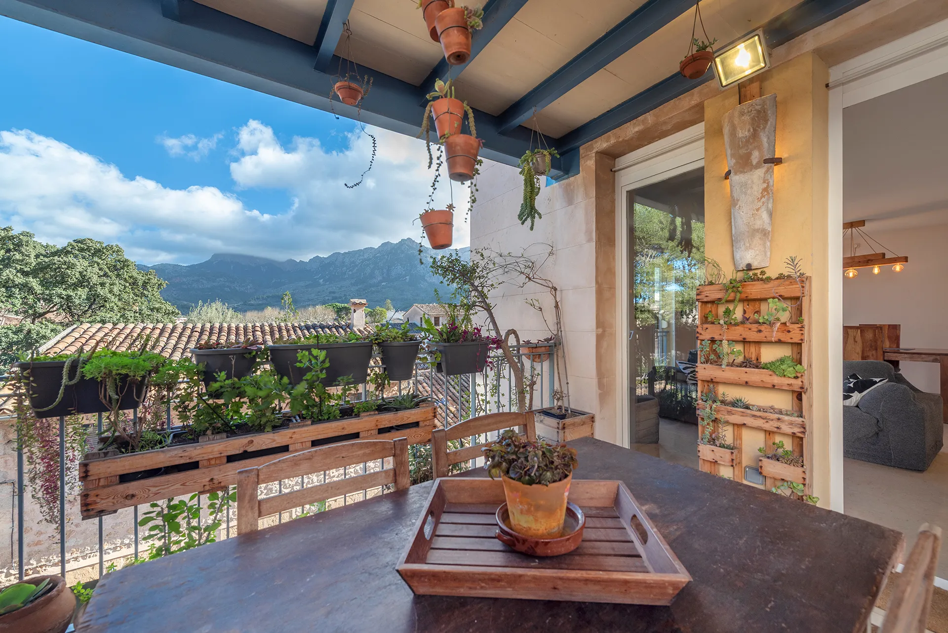 Licht appartement met terras, zwembad & uitzicht in het hart van Sóller-5