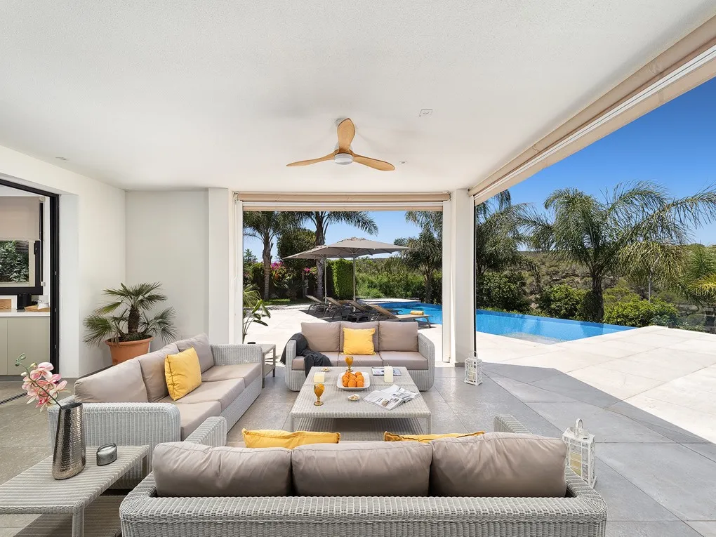 Modern villa nära stranden-4