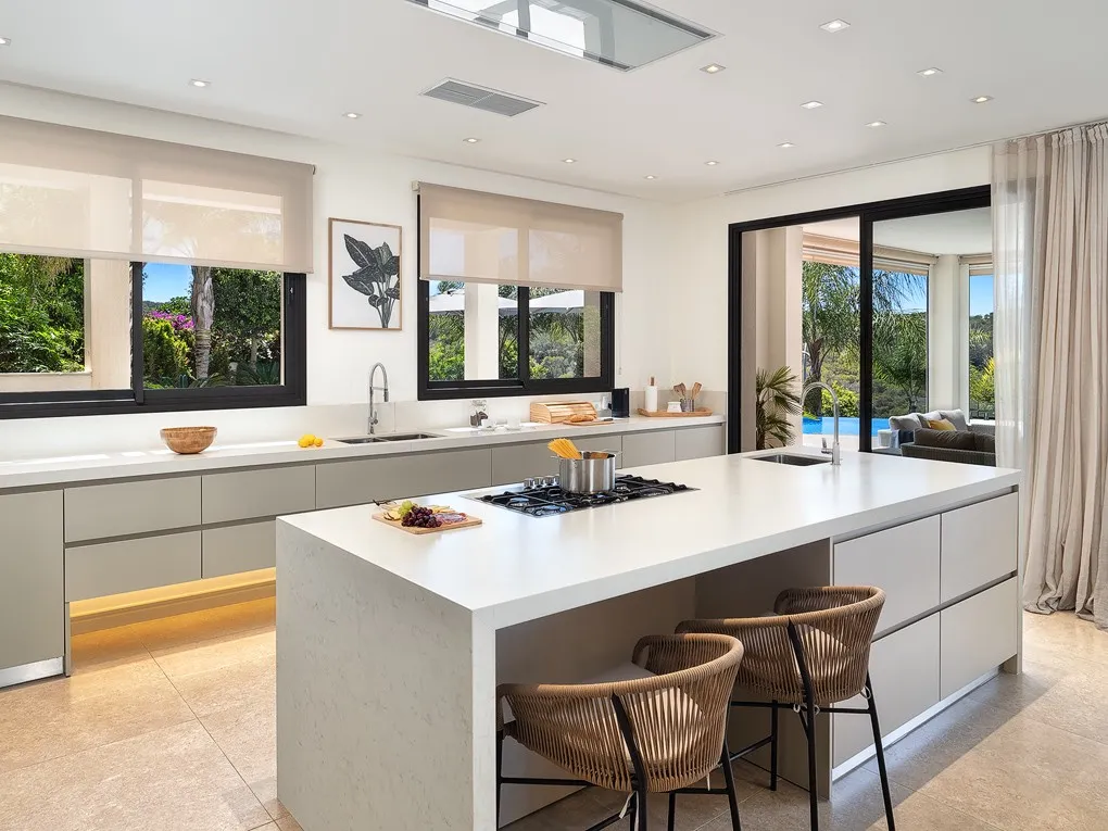 Modern villa nära stranden-8