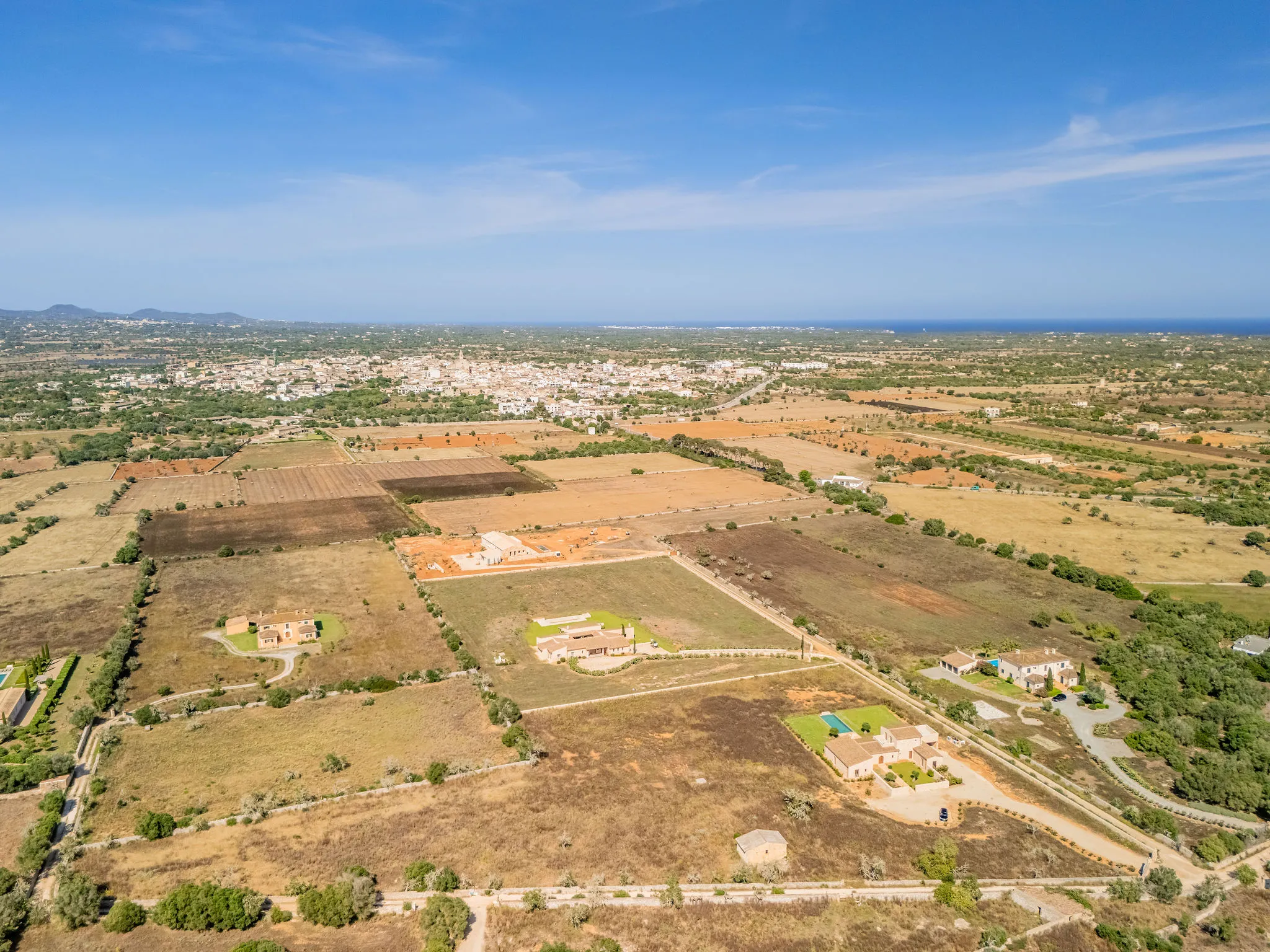 Schöne Neubaufinca mit mediterranem Charme-4