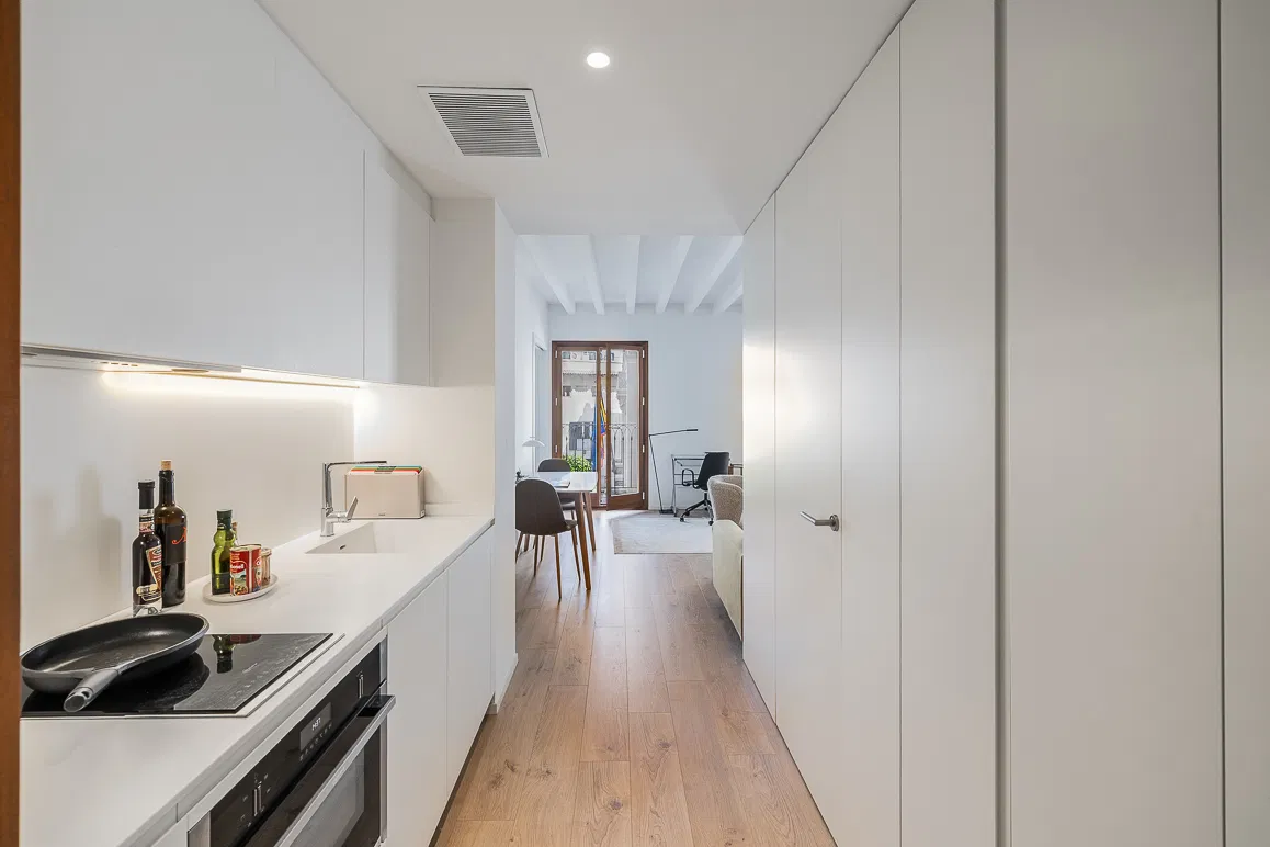 High-quality Old Town apartment with balcony-12