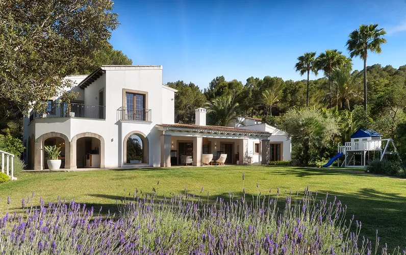 Familjevilla i hjärtat av Santa Ponsa
