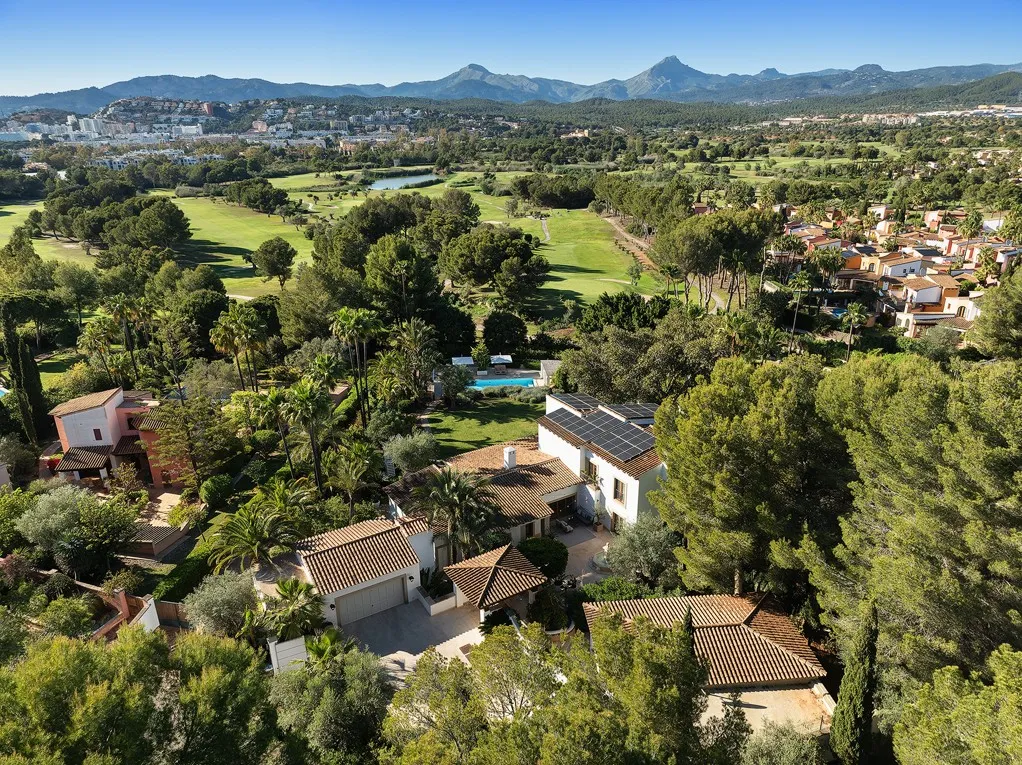 Rodzinna willa w samym sercu Santa Ponsa-24