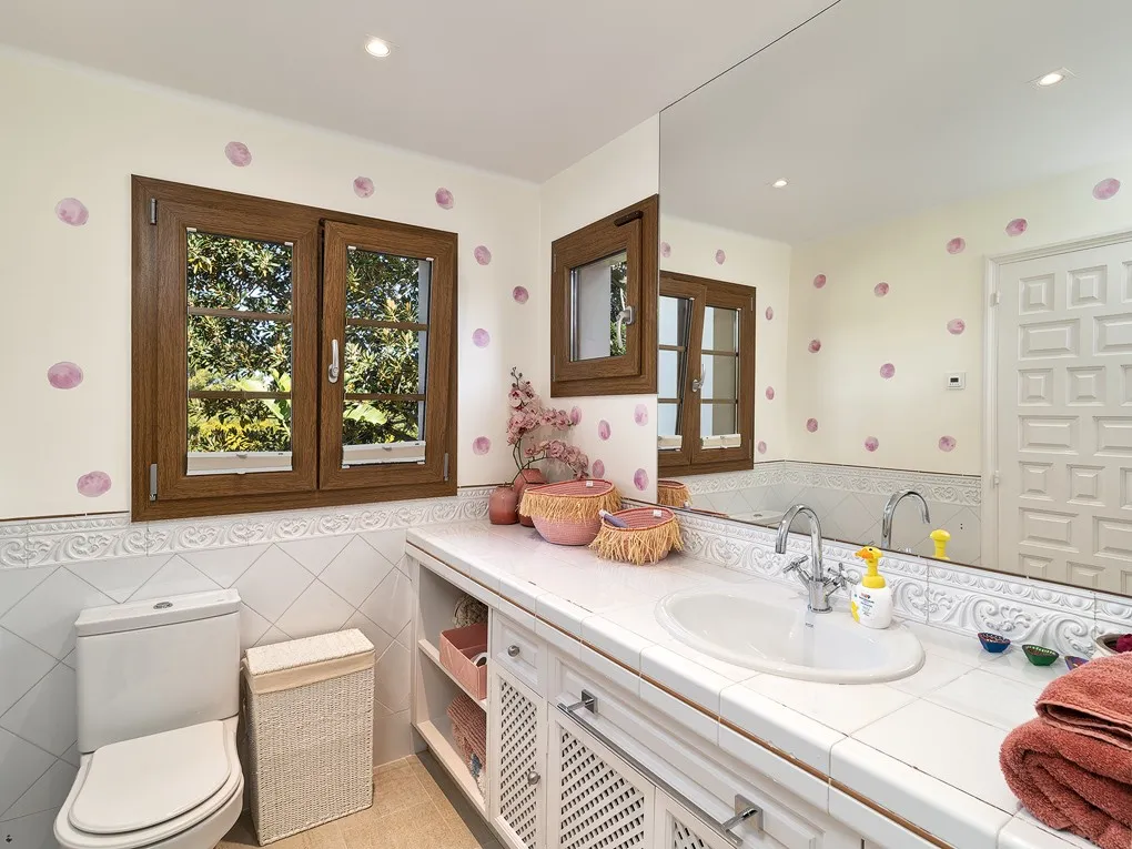 Rodzinna willa w samym sercu Santa Ponsa-14