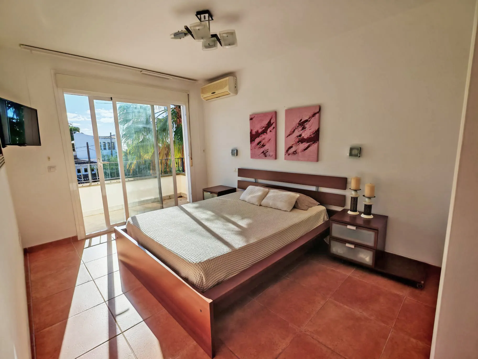 Mediterranean semi-detached with sea views and pool-11