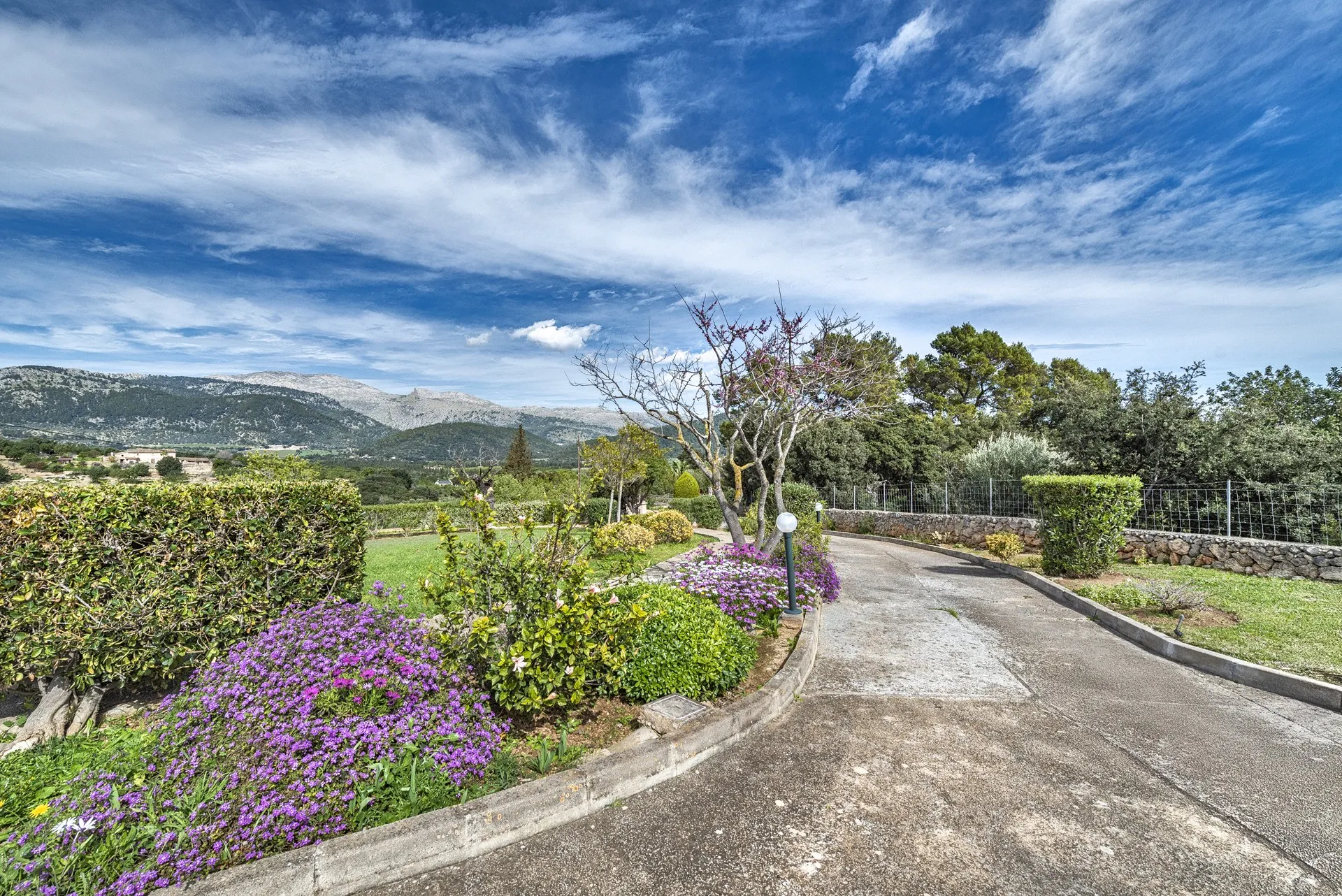 Fremragende landvilla med fantastisk udsigt over landskabet-17