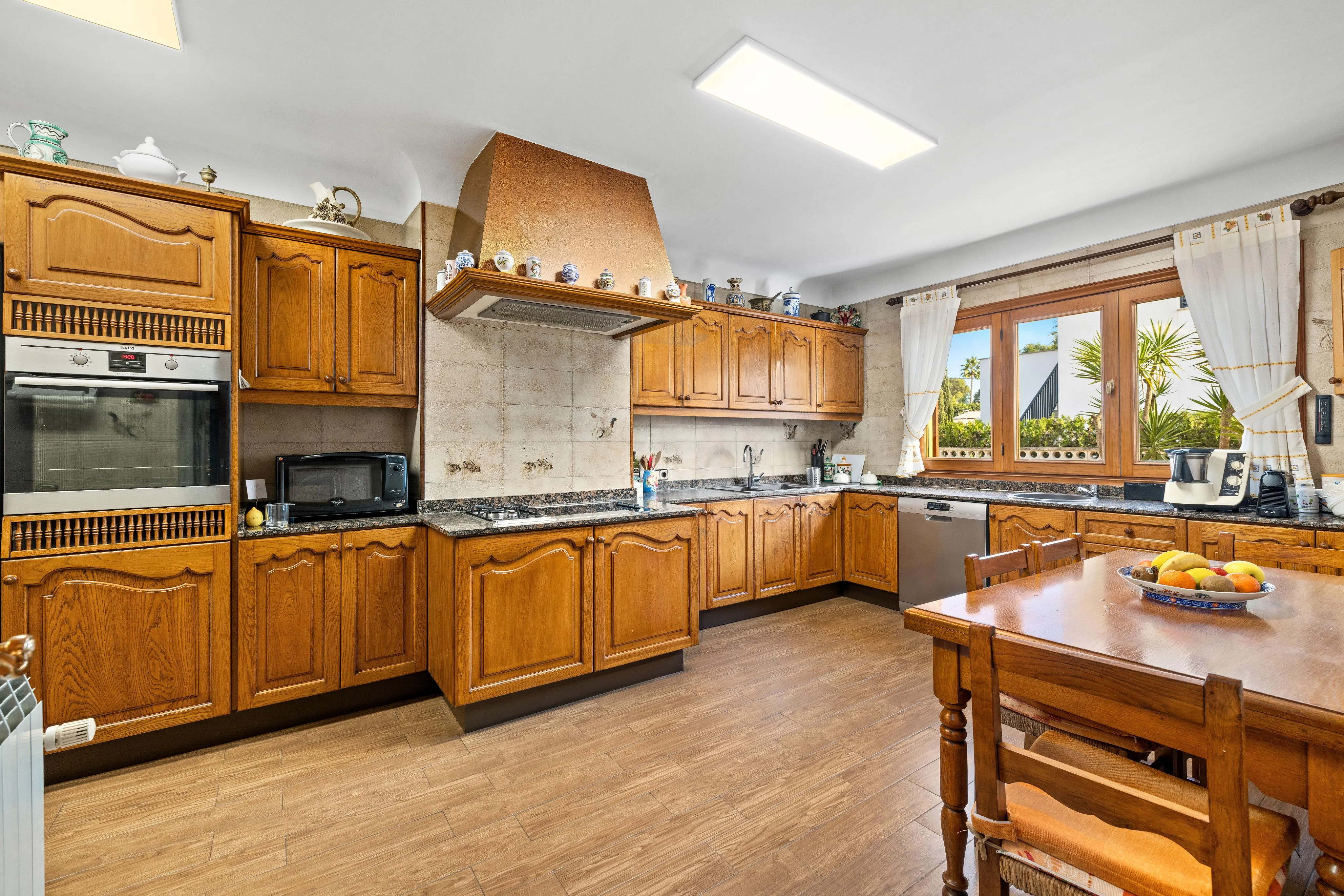 Ruim vrijstaand huis met veel ruimte en comfort-6